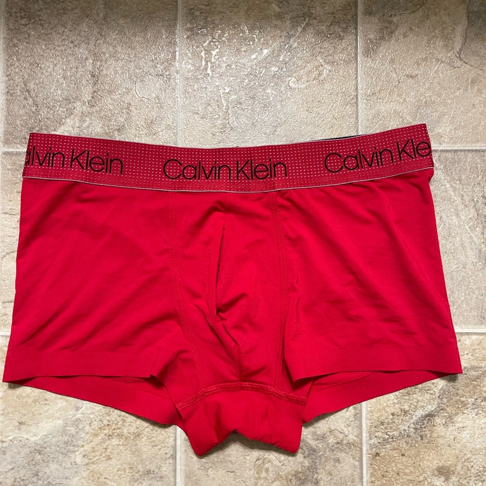 Calvin Klein AirFX Trunk NWT